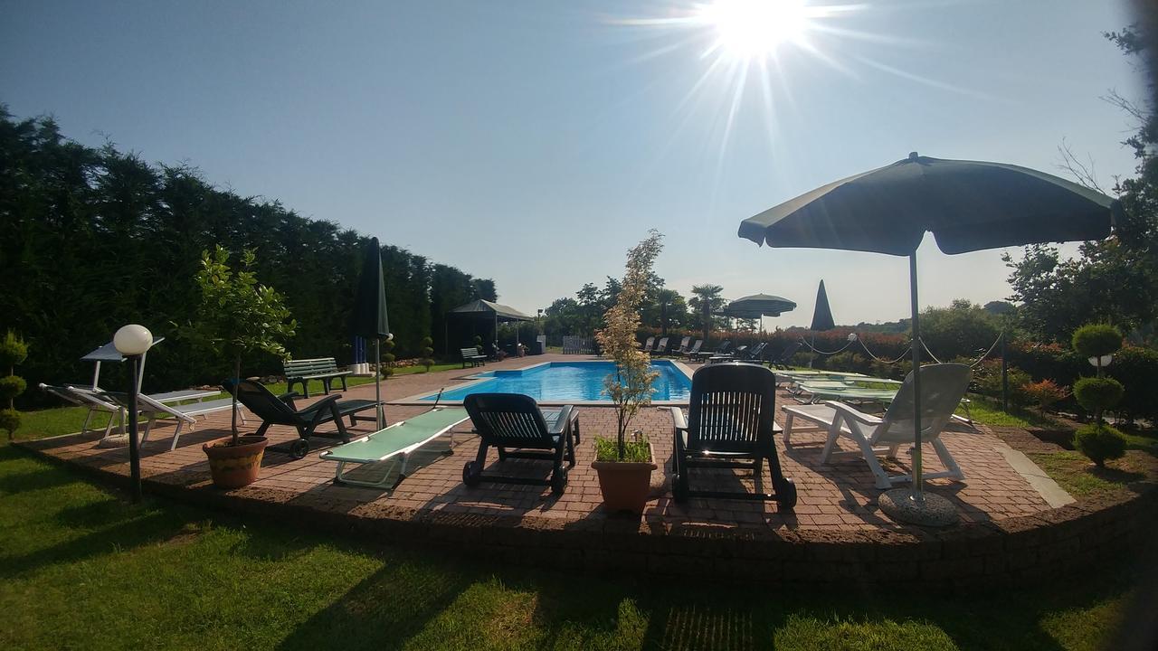 Agriturismo Parco Campofelice Bed & Breakfast Lombardore Eksteriør bilde